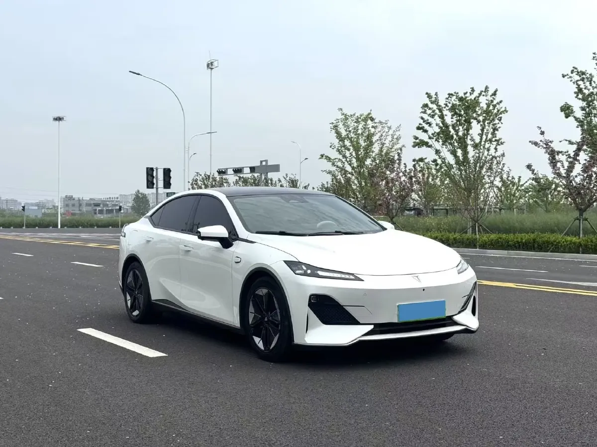 2022 DongFeng Forthing LingZhi EV BEV 68.4KWH,autocango,china used car exporter,china ev exporter,chinese used car exporter,chinese used ev exporter