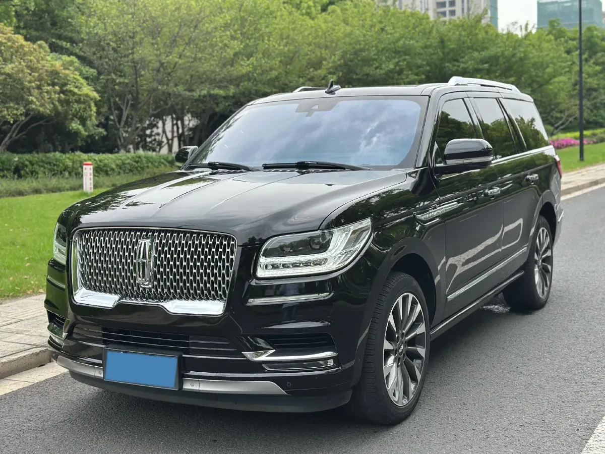 2019 Lincoln Navigator 3.5T 388HP V6 10AT,autocango,china used car exporter,china ev exporter,chinese used car exporter,chinese used ev exporter