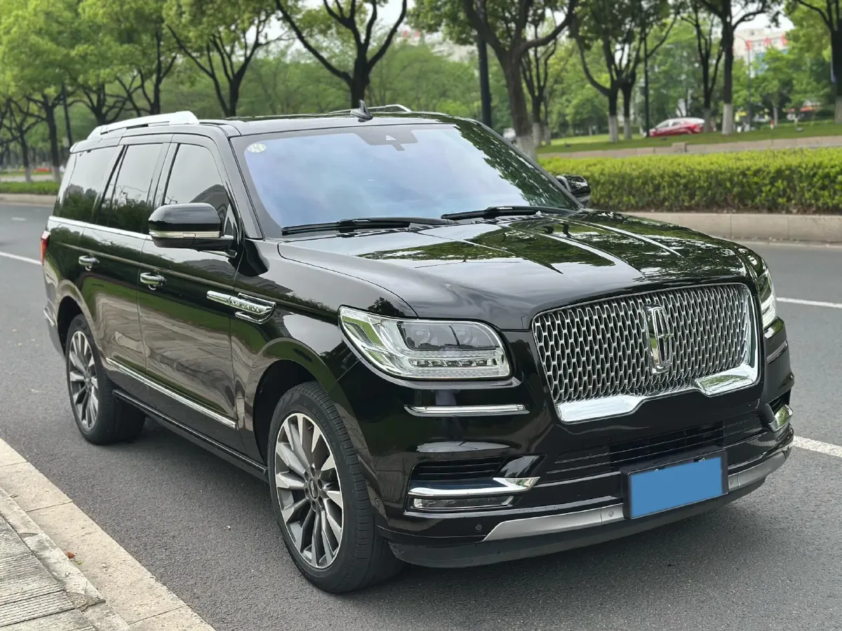 2019 Lincoln Navigator 3.5T 388HP V6 10AT,autocango,china used car exporter,china ev exporter,chinese used car exporter,chinese used ev exporter