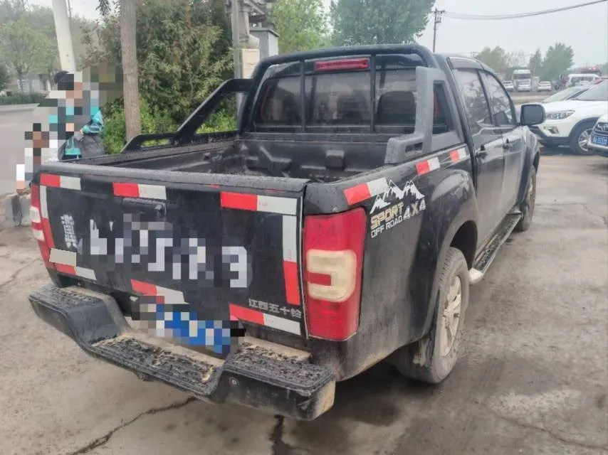 2019 Isuzu LingTuo 2.5T 129HP L4 6MT,autocango,china used car exporter,china ev exporter,chinese used car exporter,chinese used ev exporter