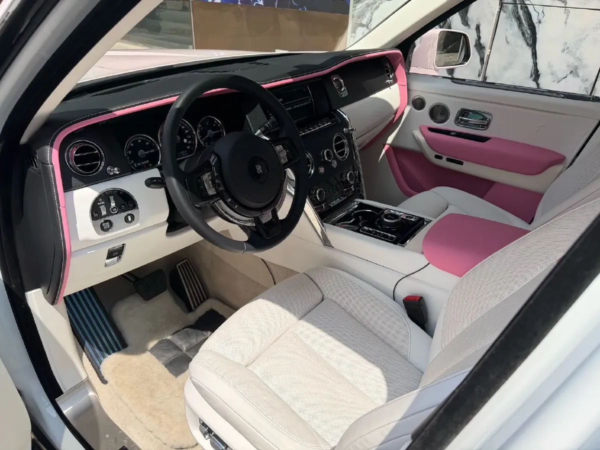 2024 Rolls-Royce Cullinan 6.7T 571HP V12 8AT,autocango,china used car exporter,china ev exporter,chinese used car exporter,chinese used ev exporter