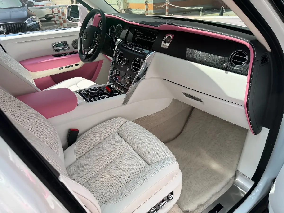 2024 Rolls-Royce Cullinan 6.7T 571HP V12 8AT,autocango,china used car exporter,china ev exporter,chinese used car exporter,chinese used ev exporter