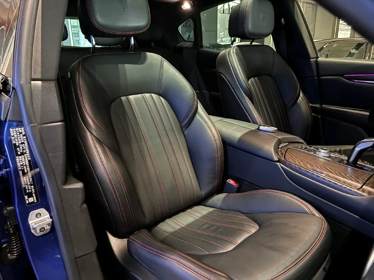 2019 Maserati Levante 3.0T 350HP V6 8AT,autocango,china used car exporter,china ev exporter,chinese used car exporter,chinese used ev exporter