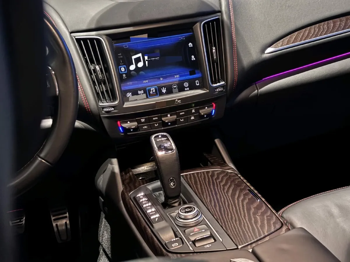 2019 Maserati Levante 3.0T 350HP V6 8AT,autocango,china used car exporter,china ev exporter,chinese used car exporter,chinese used ev exporter