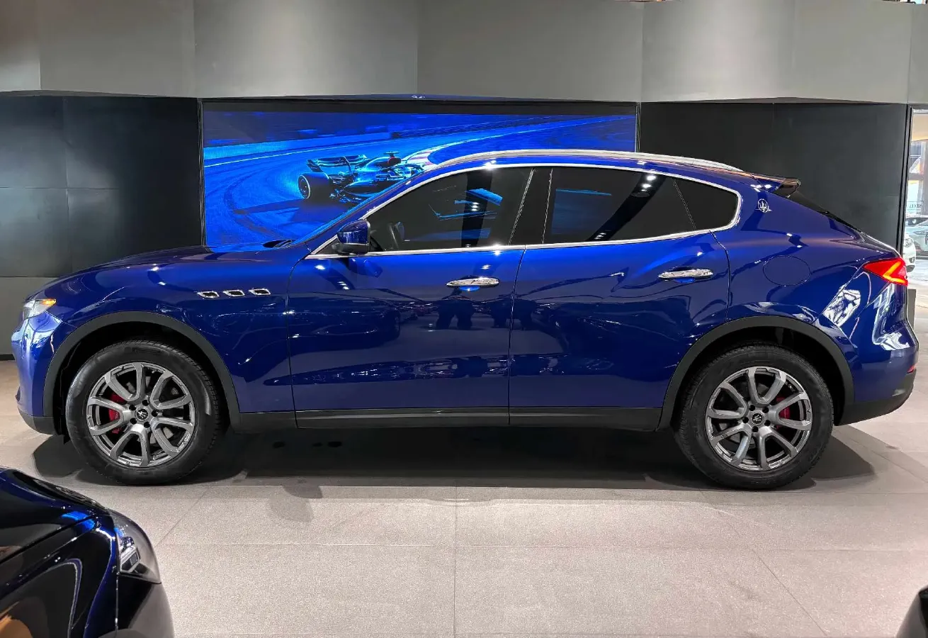 2019 Maserati Levante 3.0T 350HP V6 8AT,autocango,china used car exporter,china ev exporter,chinese used car exporter,chinese used ev exporter