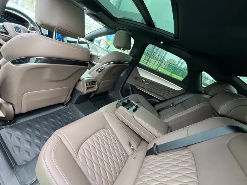 2023 BYD Han 1.5T 139HP L4 E-CVT PHEV 30.772KWH,autocango,china used car exporter,china ev exporter,chinese used car exporter,chinese used ev exporter