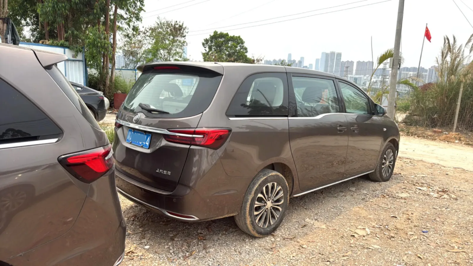 2023 Buick GL8 2.0T 237HP L4 9AT,autocango,china used car exporter,china ev exporter,chinese used car exporter,chinese used ev exporter