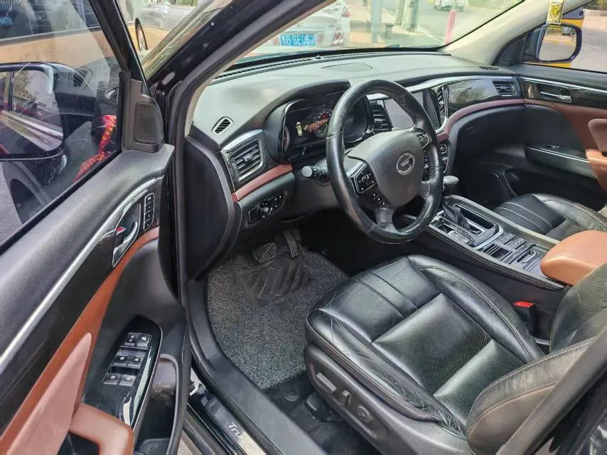 2017 GAC Trumpchi GS8 2.0T 201HP L4 6AT,autocango,china used car exporter,china ev exporter,chinese used car exporter,chinese used ev exporter