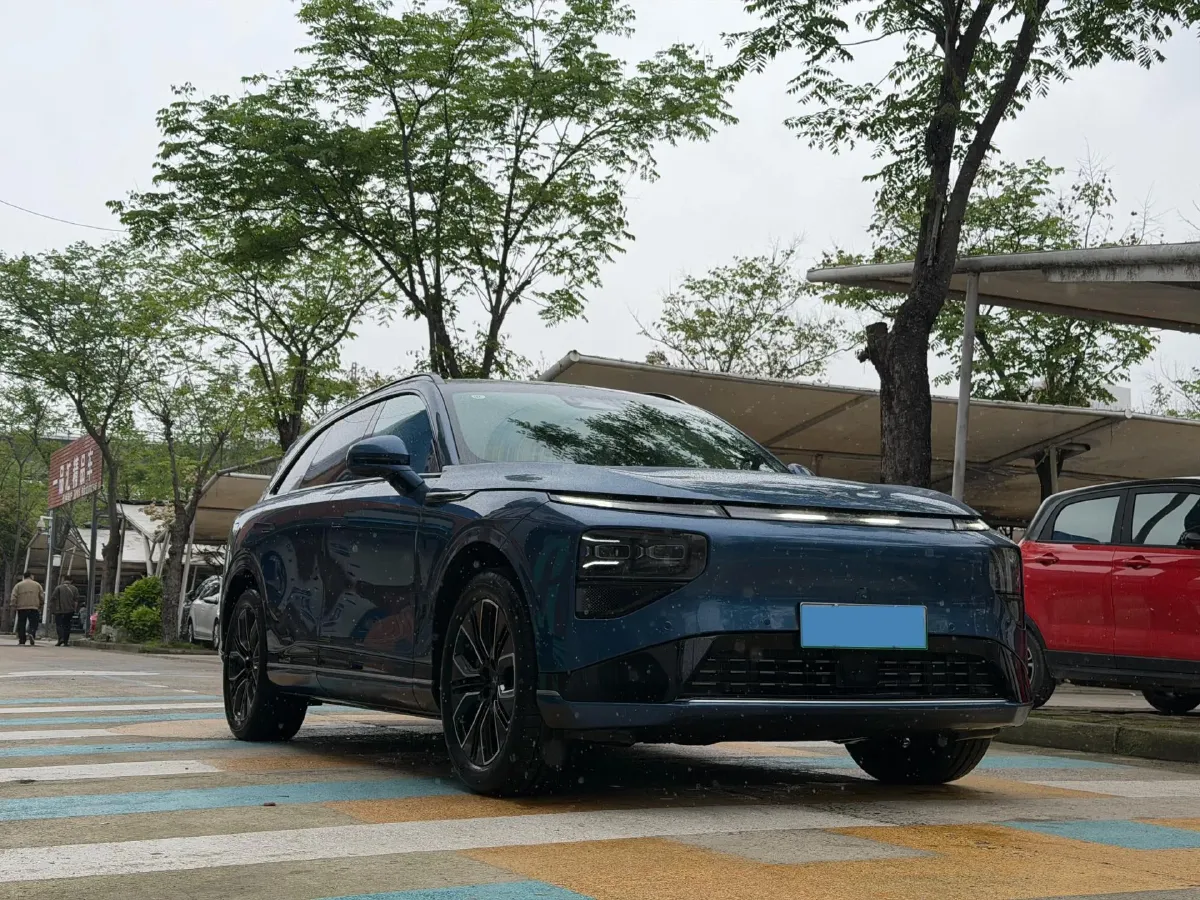 2025 Xpeng G9 BEV 79KWH,autocango,china used car exporter,china ev exporter,chinese used car exporter,chinese used ev exporter