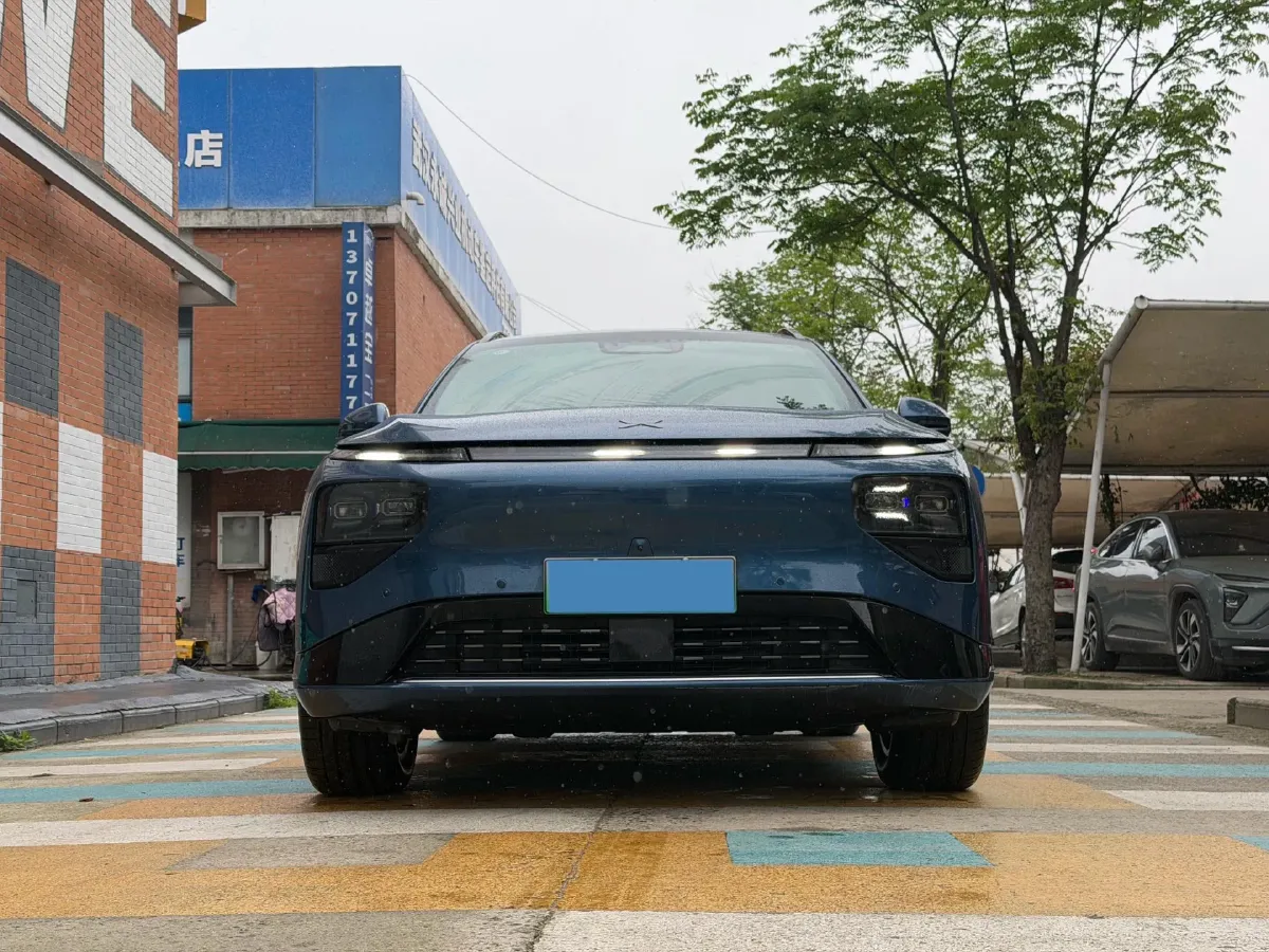 2025 Xpeng G9 BEV 79KWH,autocango,china used car exporter,china ev exporter,chinese used car exporter,chinese used ev exporter