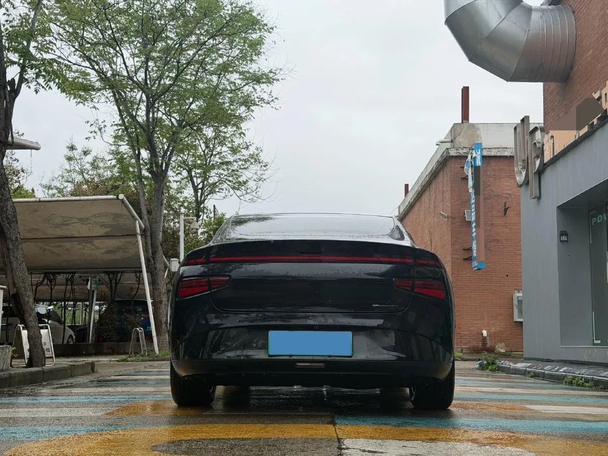 2023 Xpeng P7 BEV 86.2KWH,autocango,china used car exporter,china ev exporter,chinese used car exporter,chinese used ev exporter