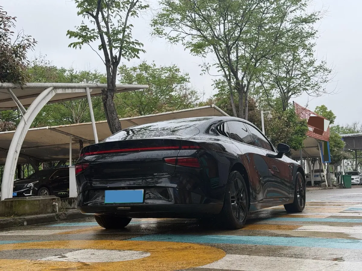 2023 Xpeng P7 BEV 86.2KWH,autocango,china used car exporter,china ev exporter,chinese used car exporter,chinese used ev exporter