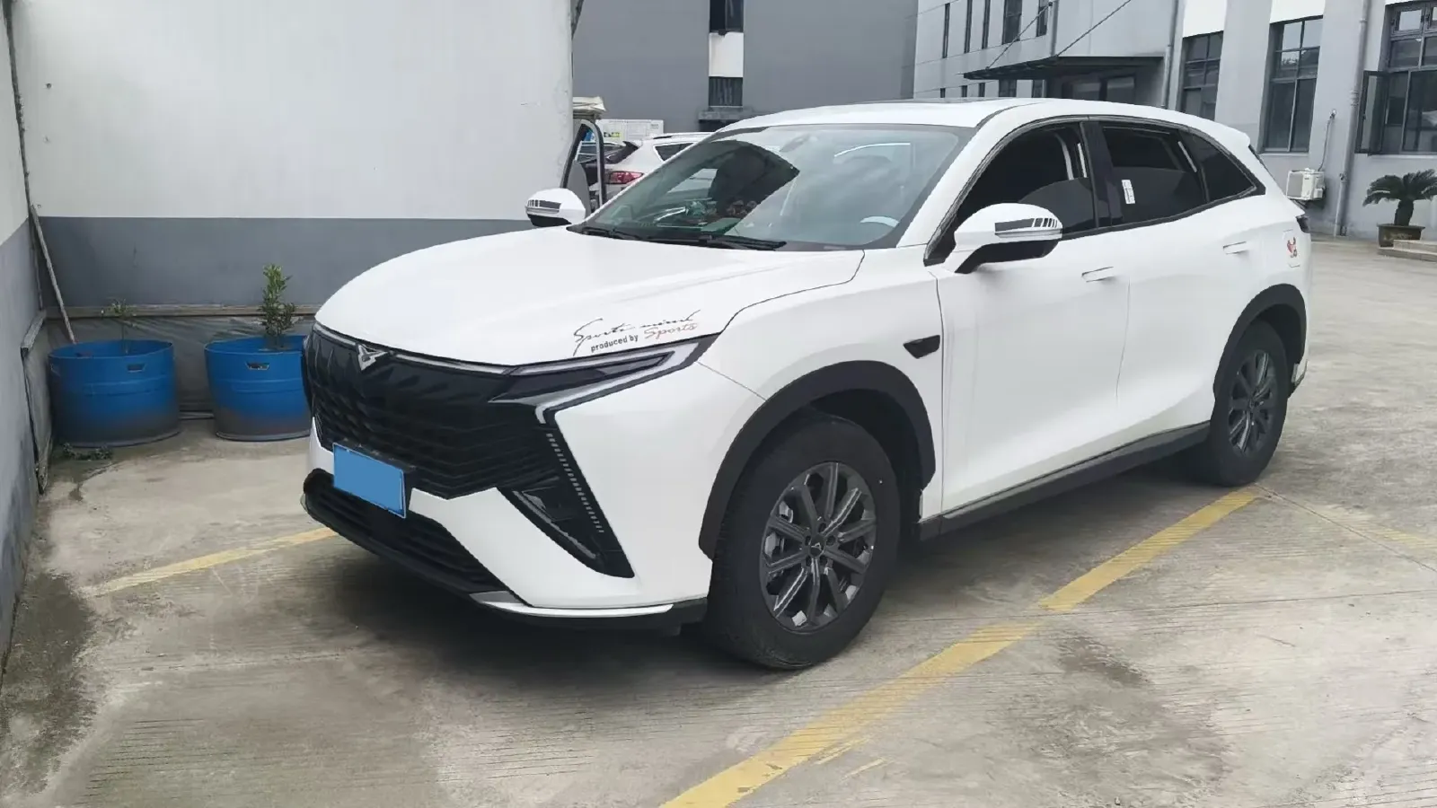 2025 KaiYi KunLun 1.5T 156HP L4 6DCT,autocango,china used car exporter,china ev exporter,chinese used car exporter,chinese used ev exporter