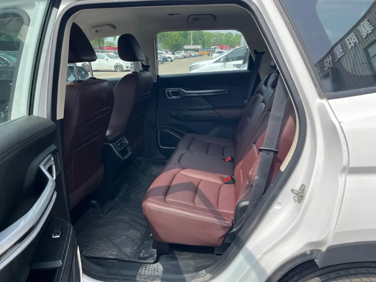 2022 Geely Okavango 1.8T 184HP L4 6AT,autocango,china used car exporter,china ev exporter,chinese used car exporter,chinese used ev exporter