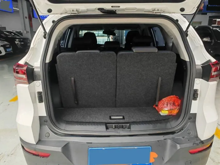 2022 Jetour X70M 1.5T 156HP L4 6MT,autocango,china used car exporter,china ev exporter,chinese used car exporter,chinese used ev exporter