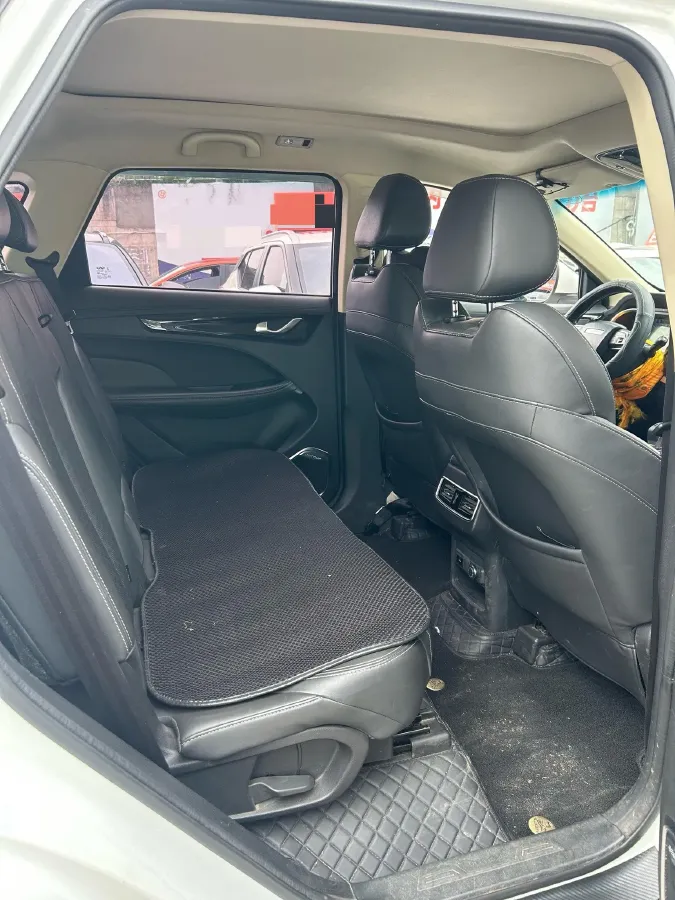 2019 Jetour X90 1.5T 156HP L4 6MT,autocango,china used car exporter,china ev exporter,chinese used car exporter,chinese used ev exporter