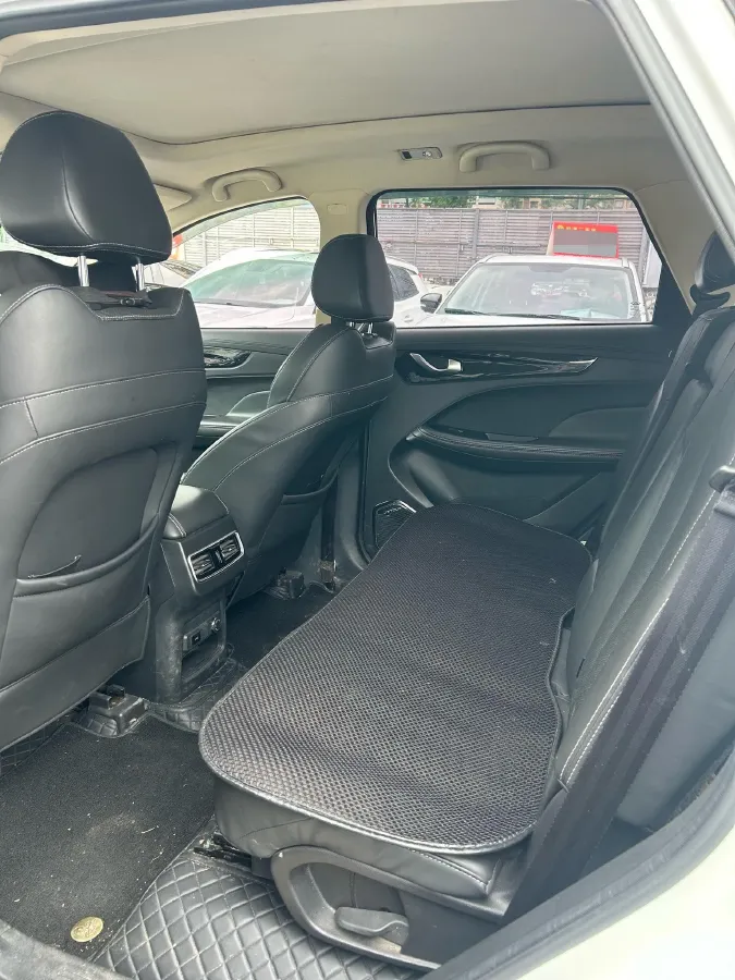 2019 Jetour X90 1.5T 156HP L4 6MT,autocango,china used car exporter,china ev exporter,chinese used car exporter,chinese used ev exporter