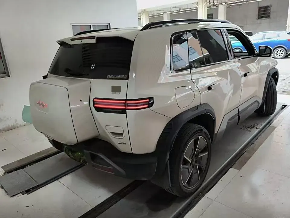 2025 FangChengBao Tai 3 BEV,autocango,china used car exporter,china ev exporter,chinese used car exporter,chinese used ev exporter