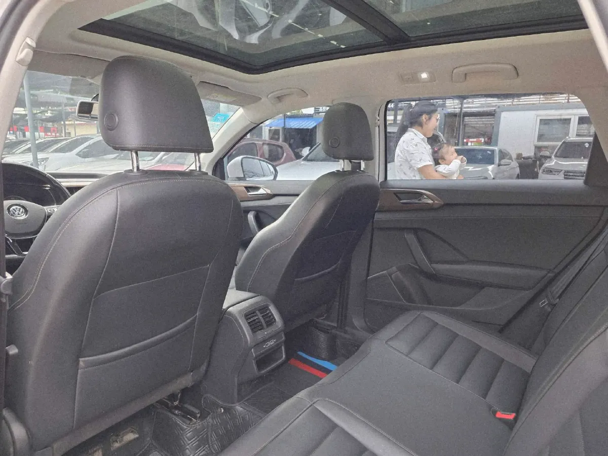 2020 Volkswagen Tharu 1.4T 150HP L4 7DCT,autocango,china used car exporter,china ev exporter,chinese used car exporter,chinese used ev exporter