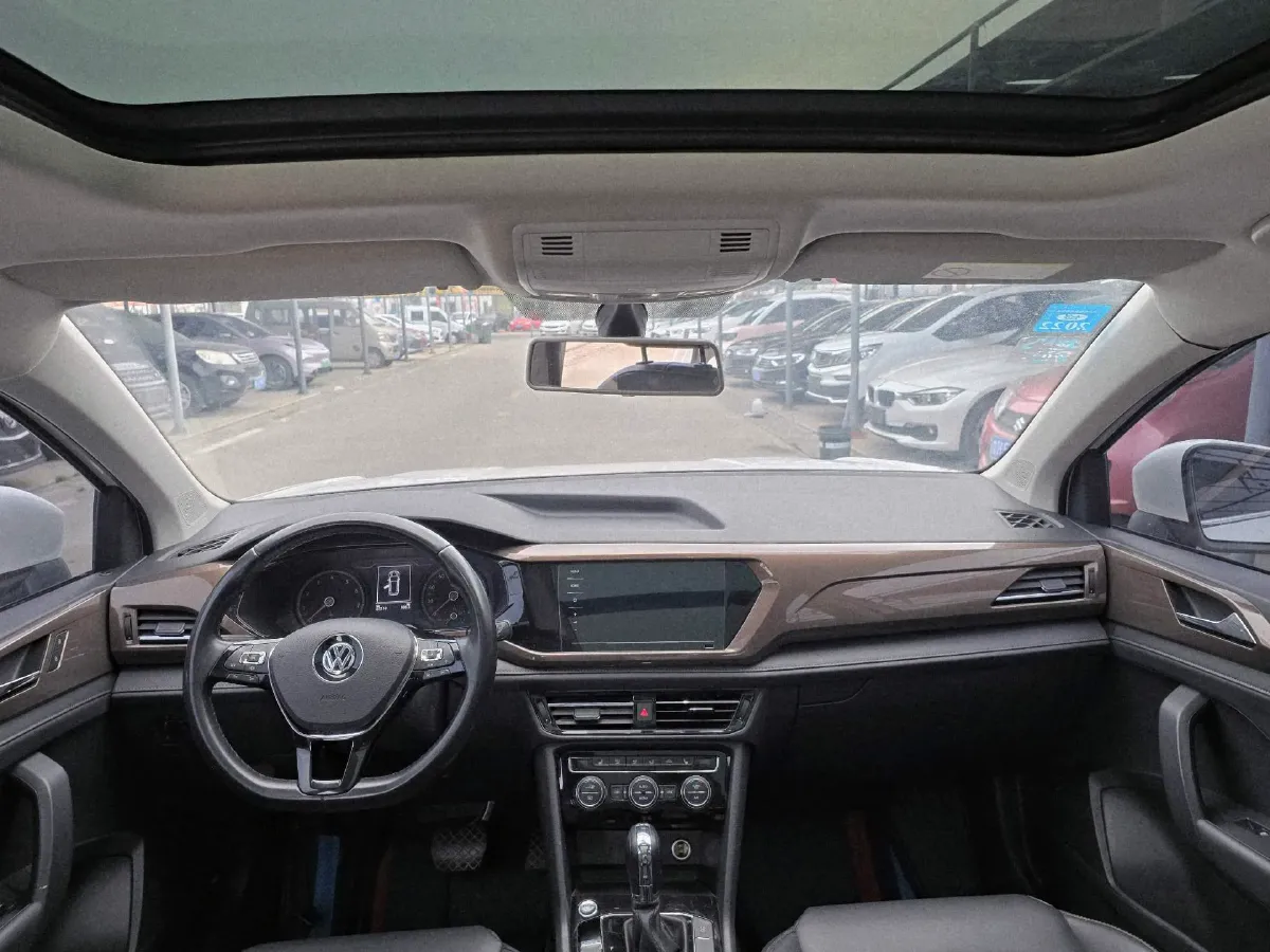 2020 Volkswagen Tharu 1.4T 150HP L4 7DCT,autocango,china used car exporter,china ev exporter,chinese used car exporter,chinese used ev exporter