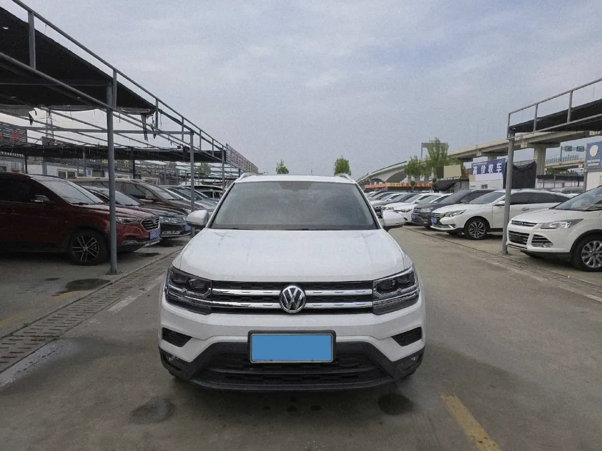 2020 Volkswagen Tharu 1.4T 150HP L4 7DCT,autocango,china used car exporter,china ev exporter,chinese used car exporter,chinese used ev exporter