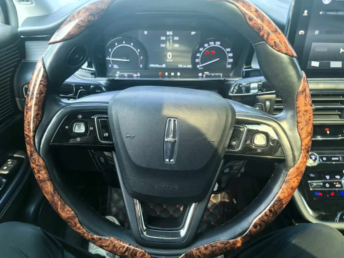 2020 Lincoln Corsair 2.0T 245HP L4 8AT,autocango,china used car exporter,china ev exporter,chinese used car exporter,chinese used ev exporter