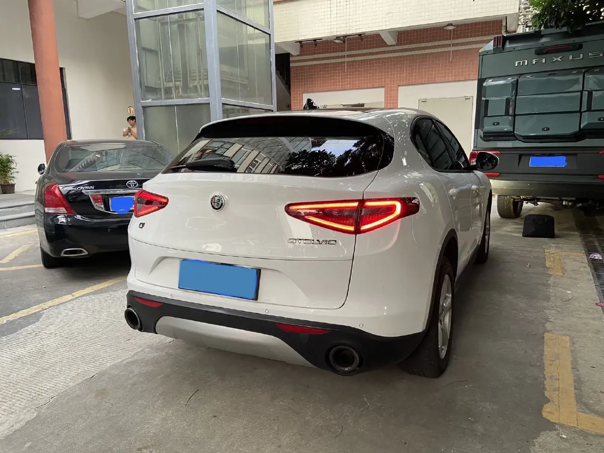 2017 Lexus NX 2.0T 238HP L4 6AT,autocango,china used car exporter,china ev exporter,chinese used car exporter,chinese used ev exporter