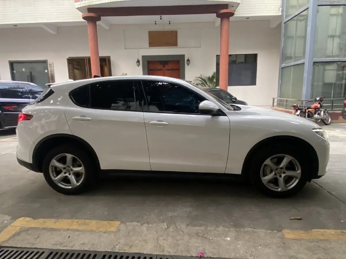 2017 Lexus NX 2.0T 238HP L4 6AT,autocango,china used car exporter,china ev exporter,chinese used car exporter,chinese used ev exporter