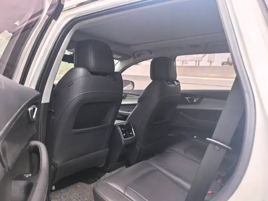 2023 Chery Tiggo 8 1.6T 197HP L4 7DCT,autocango,china used car exporter,china ev exporter,chinese used car exporter,chinese used ev exporter