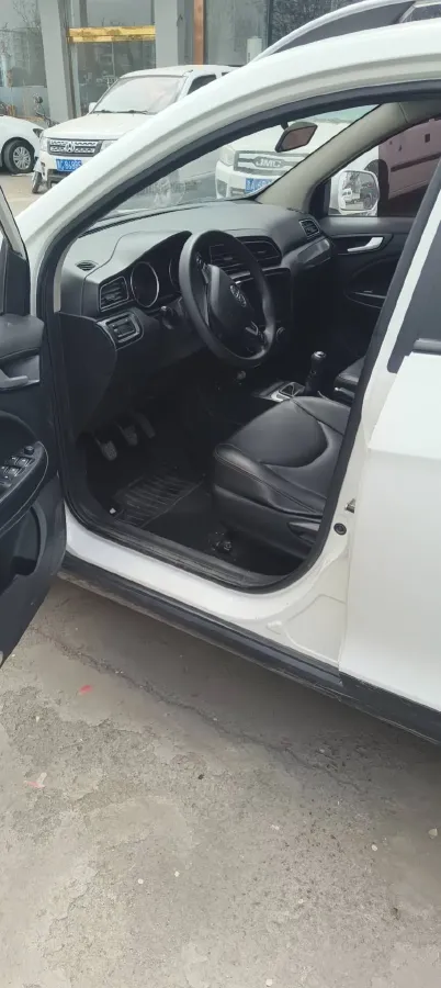 2017 FAW Jumpal D60 1.5L 113HP L4 5MT,autocango,china used car exporter,china ev exporter,chinese used car exporter,chinese used ev exporter