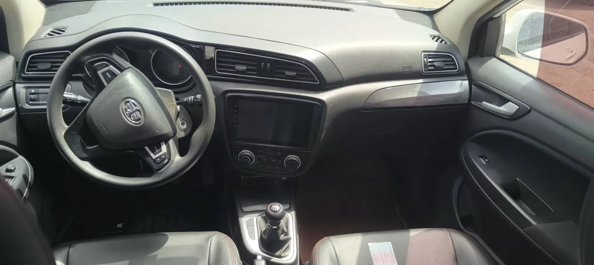 2017 FAW Jumpal D60 1.5L 113HP L4 5MT,autocango,china used car exporter,china ev exporter,chinese used car exporter,chinese used ev exporter