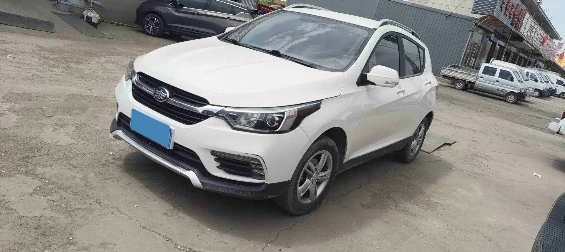 2017 FAW Jumpal D60 1.5L 113HP L4 5MT,autocango,china used car exporter,china ev exporter,chinese used car exporter,chinese used ev exporter