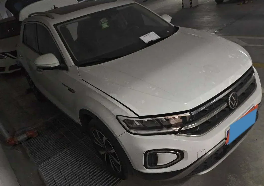 2023 Volkswagen T-Roc 1.4T 150HP L4 7DCT,autocango,china used car exporter,china ev exporter,chinese used car exporter,chinese used ev exporter