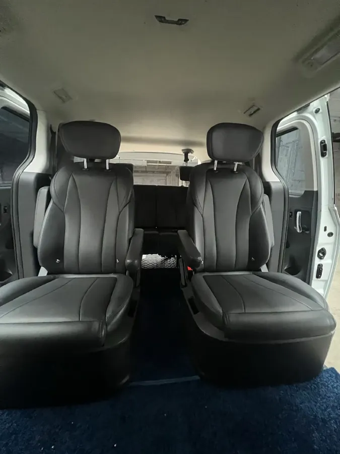 2025 MAXUS G10 2.0T 163HP L4 6MT,autocango,china used car exporter,china ev exporter,chinese used car exporter,chinese used ev exporter