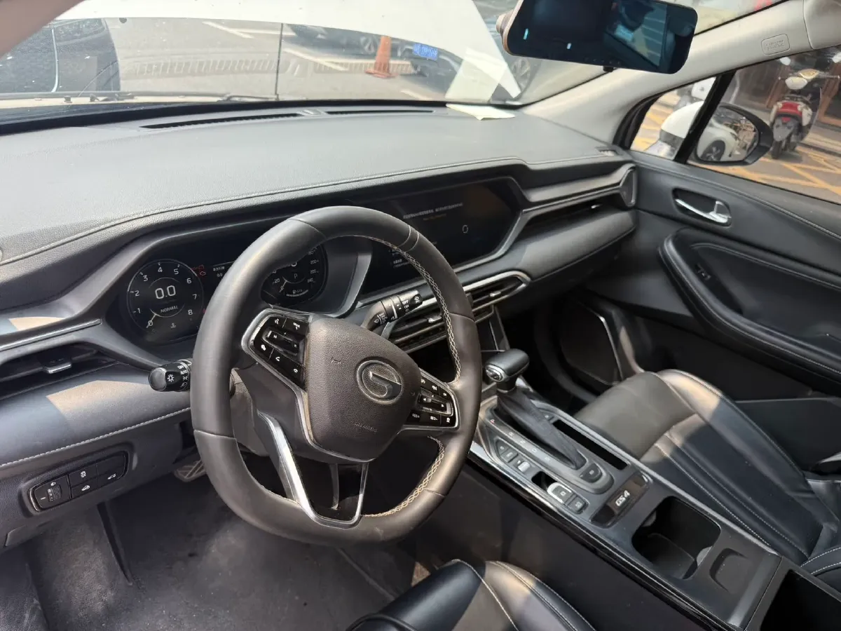 2021 GAC Trumpchi GS4 1.5T 169HP L4 6AT,autocango,china used car exporter,china ev exporter,chinese used car exporter,chinese used ev exporter