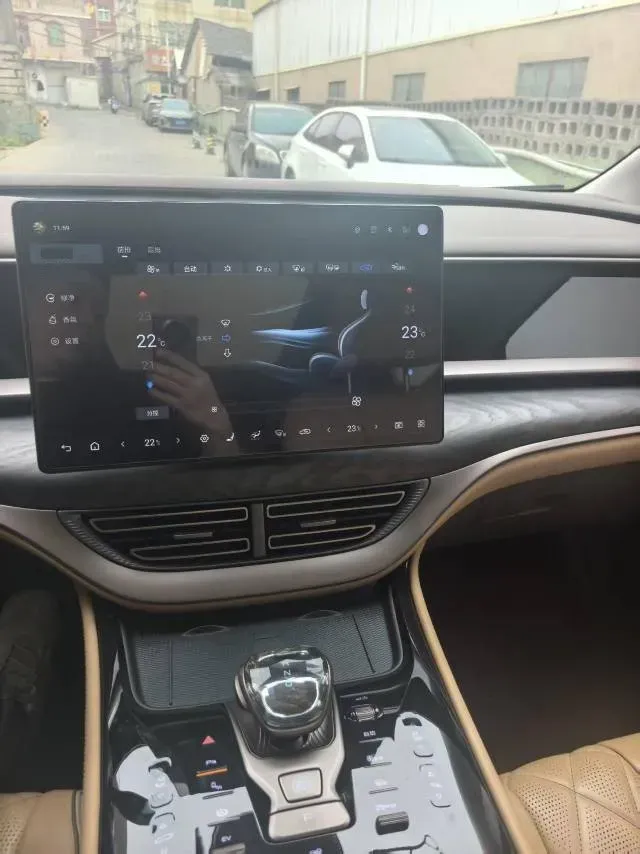 2022 Mercedes-Benz GLC Class 2.0T 197HP L4 9AT,autocango,china used car exporter,china ev exporter,chinese used car exporter,chinese used ev exporter