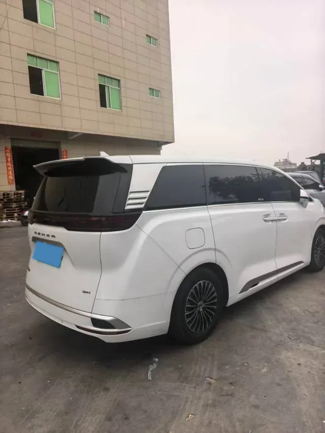 2022 Mercedes-Benz GLC Class 2.0T 197HP L4 9AT,autocango,china used car exporter,china ev exporter,chinese used car exporter,chinese used ev exporter