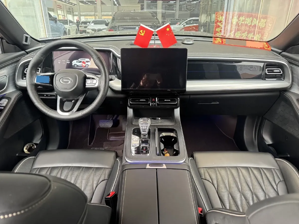 2022 GAC Trumpchi GS8 2.0T 252HP L4 8AT,autocango,china used car exporter,china ev exporter,chinese used car exporter,chinese used ev exporter