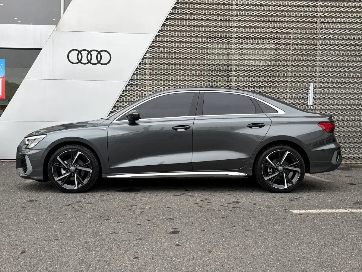 2021 Audi A3 1.4T 150HP L4 7DCT,autocango,china used car exporter,china ev exporter,chinese used car exporter,chinese used ev exporter