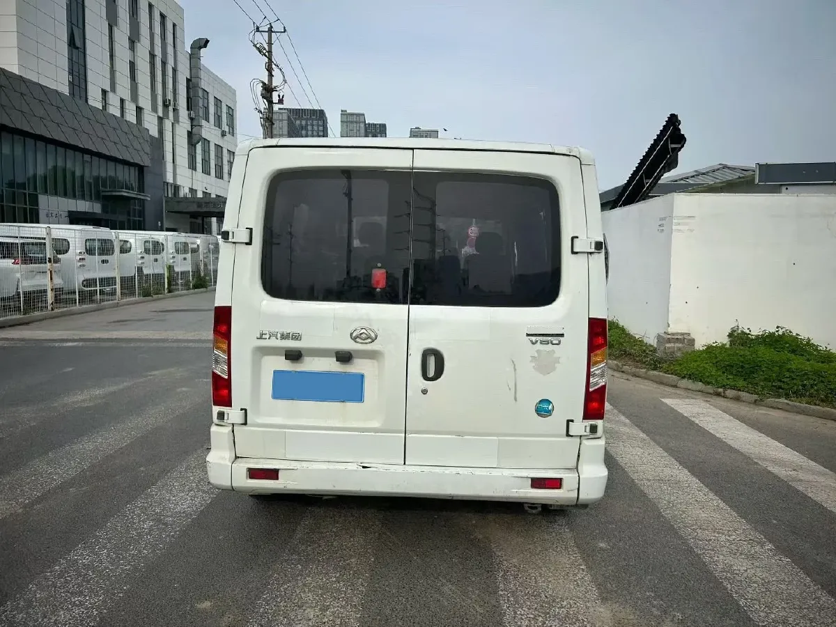 2021 MAXUS XinTu V80 2.0T 139HP L4 6MT,autocango,china used car exporter,china ev exporter,chinese used car exporter,chinese used ev exporter
