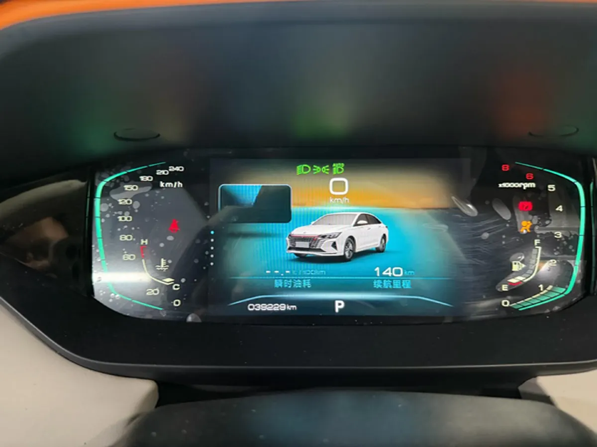 2021 DongFeng Aeolus YiXuan MAX 1.5T 190HP L4 7DCT,autocango,china used car exporter,china ev exporter,chinese used car exporter,chinese used ev exporter