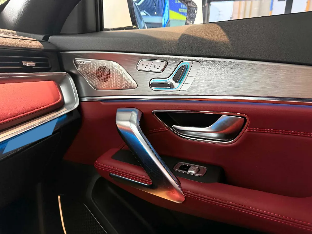 2023 Jetour X70 Plus 1.6T 197HP L4 7DCT,autocango,china used car exporter,china ev exporter,chinese used car exporter,chinese used ev exporter