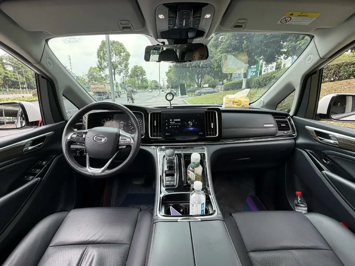 2021 GAC Trumpchi M8 2.0T 252HP L4 8AT,autocango,china used car exporter,china ev exporter,chinese used car exporter,chinese used ev exporter