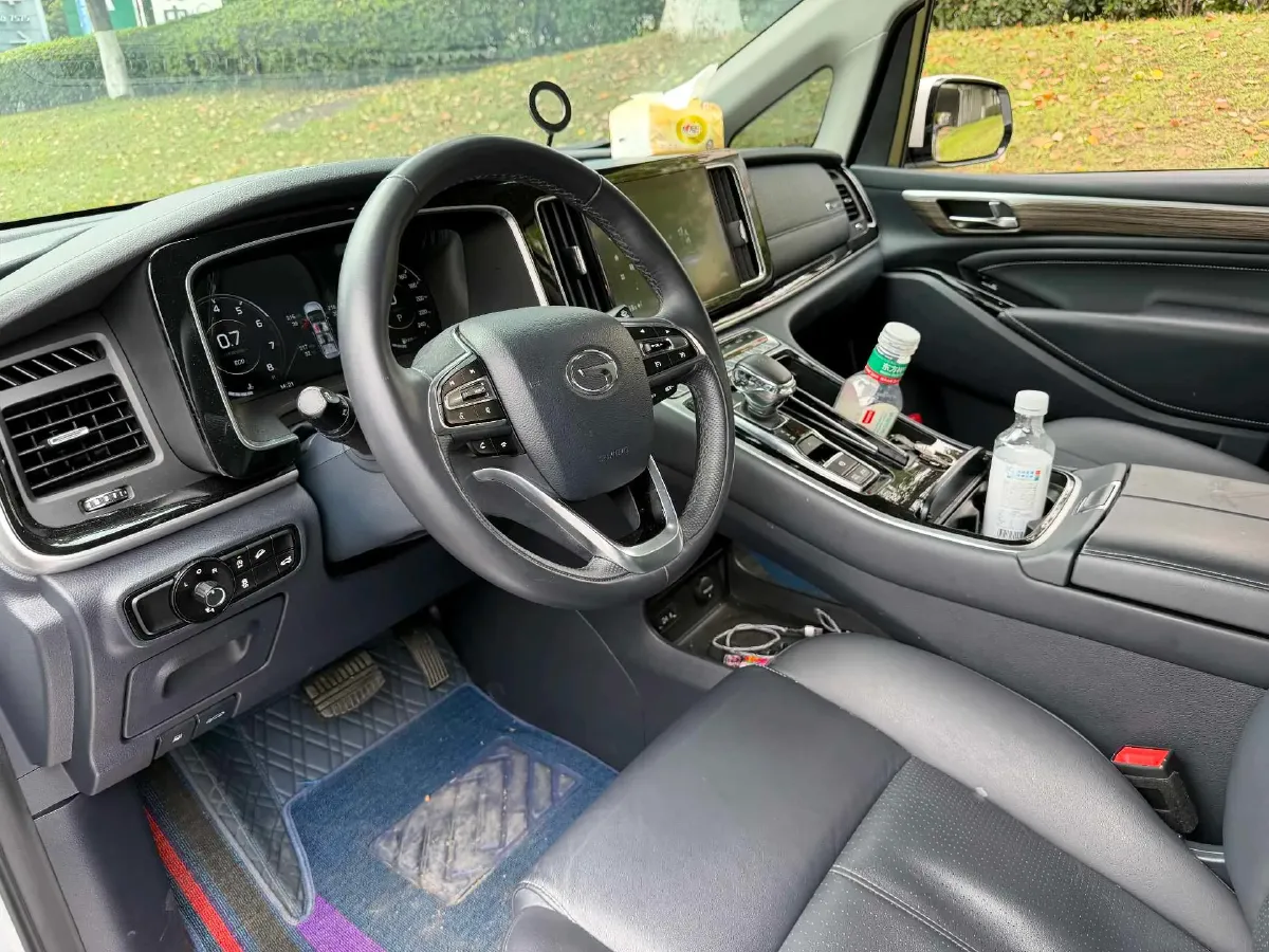 2021 GAC Trumpchi M8 2.0T 252HP L4 8AT,autocango,china used car exporter,china ev exporter,chinese used car exporter,chinese used ev exporter