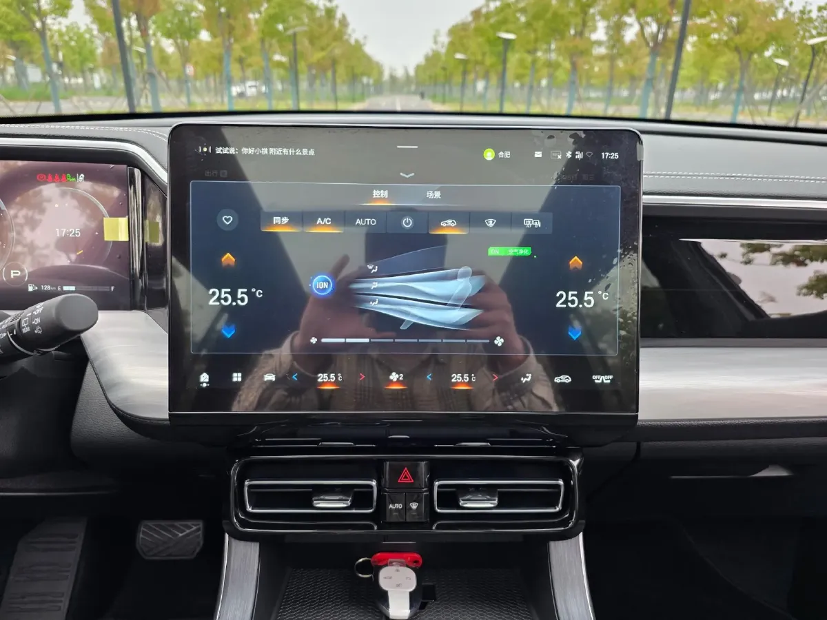 2025 GAC Trumpchi GS8 2.0T 252HP L4 8AT,autocango,china used car exporter,china ev exporter,chinese used car exporter,chinese used ev exporter