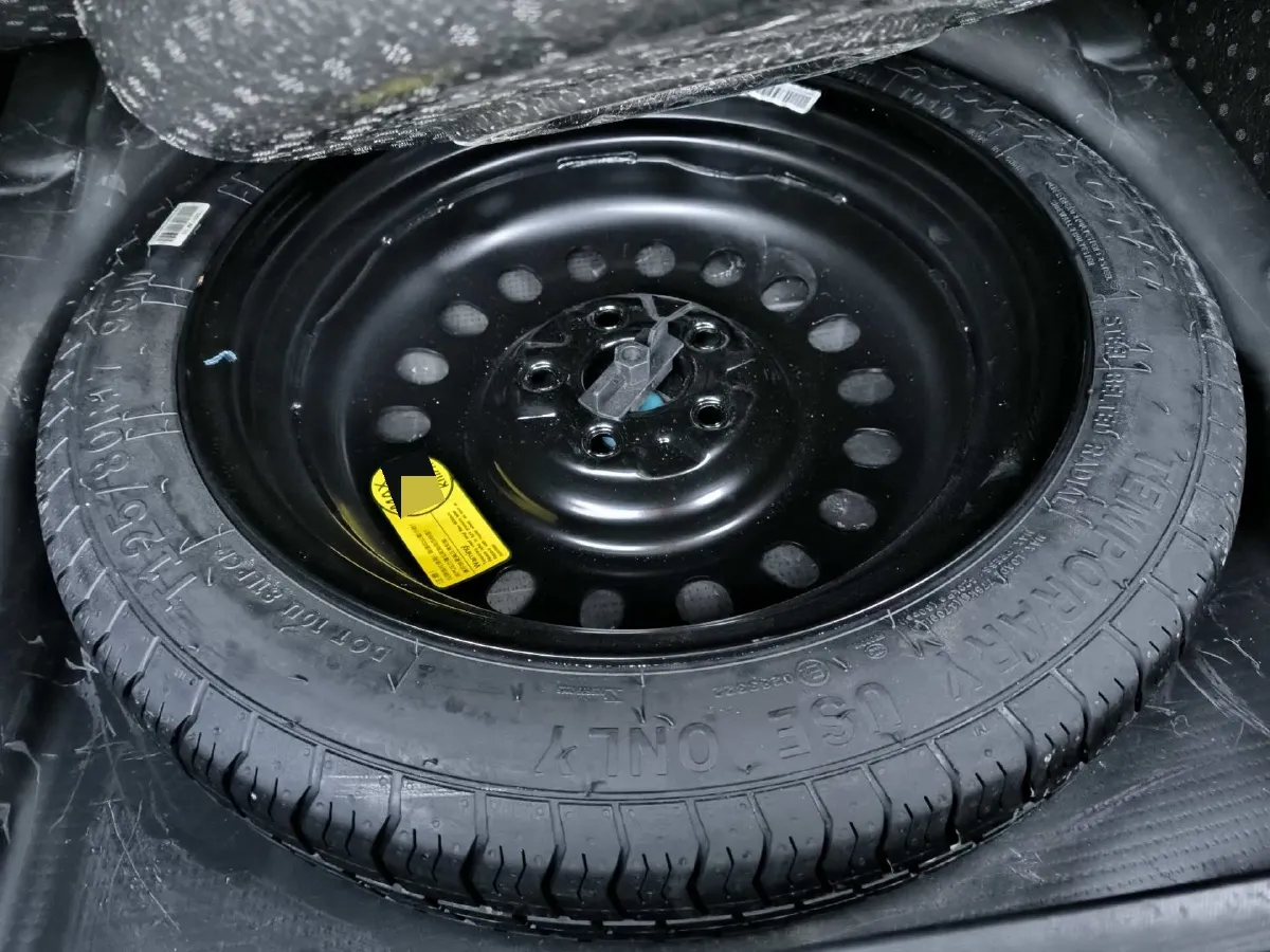 2020 Geely ICON 1.5T 177HP L3 7DCT,autocango,china used car exporter,china ev exporter,chinese used car exporter,chinese used ev exporter