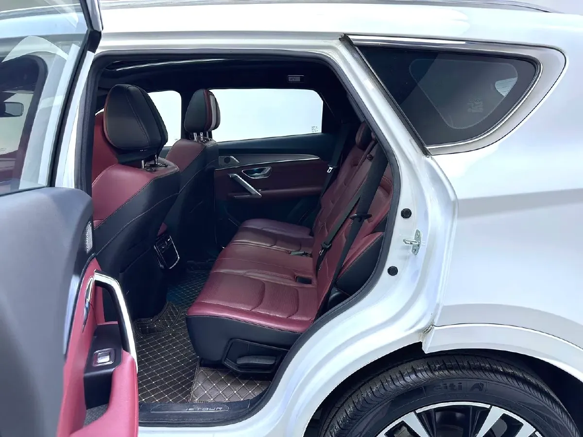 2021 Jetour X70 Plus 1.6T 197HP L4 7DCT,autocango,china used car exporter,china ev exporter,chinese used car exporter,chinese used ev exporter