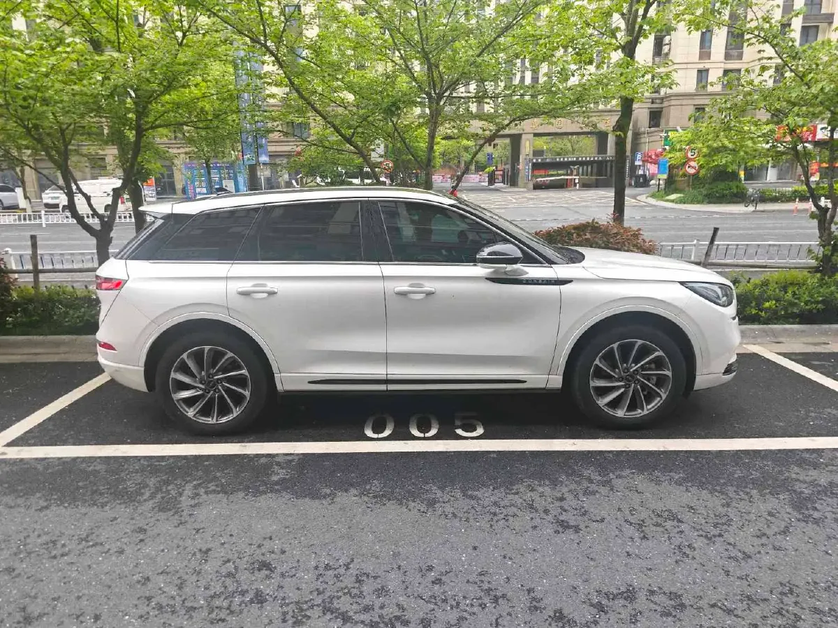 2021 Lincoln Corsair 1.5T 167HP L3 E-CVT PHEV 15.12KWH,autocango,china used car exporter,china ev exporter,chinese used car exporter,chinese used ev exporter