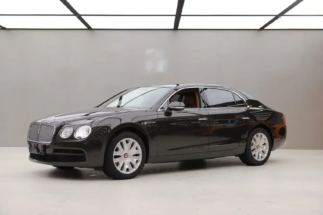 2017 Bentley Flying Spur 4.0T 507HP V8 8AT,autocango,china used car exporter,china ev exporter,chinese used car exporter,chinese used ev exporter