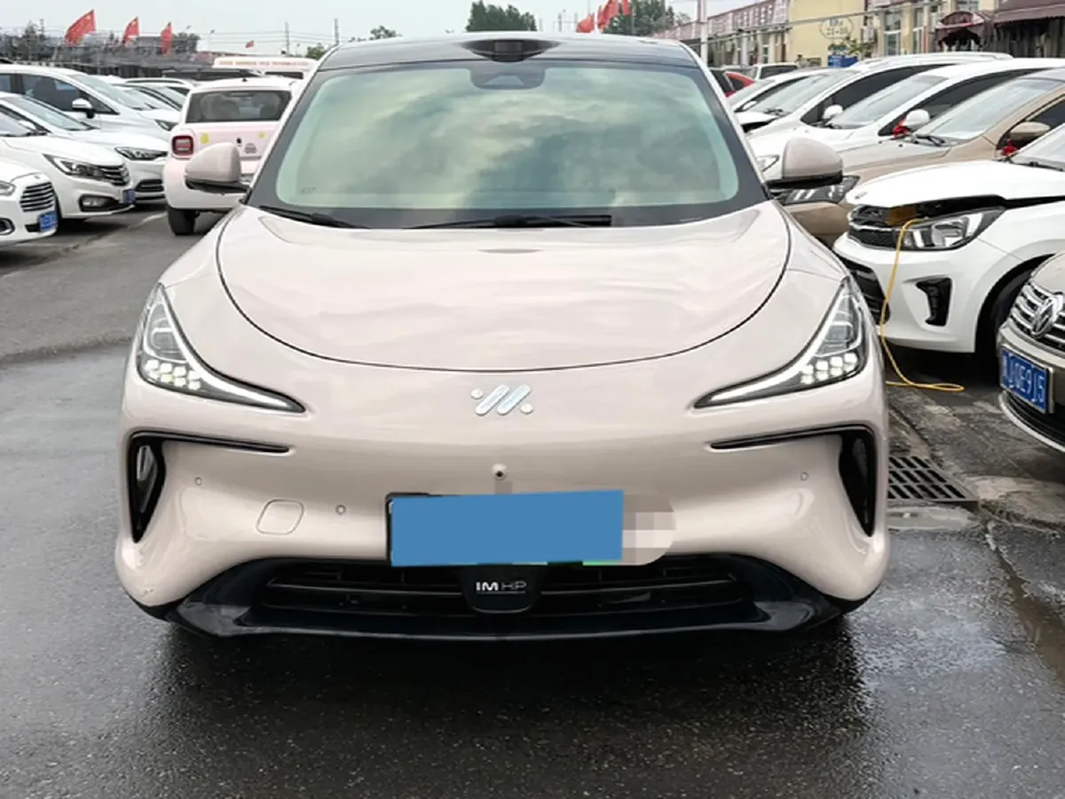 2023 IM LS6 BEV 100KWH,autocango,china used car exporter,china ev exporter,chinese used car exporter,chinese used ev exporter